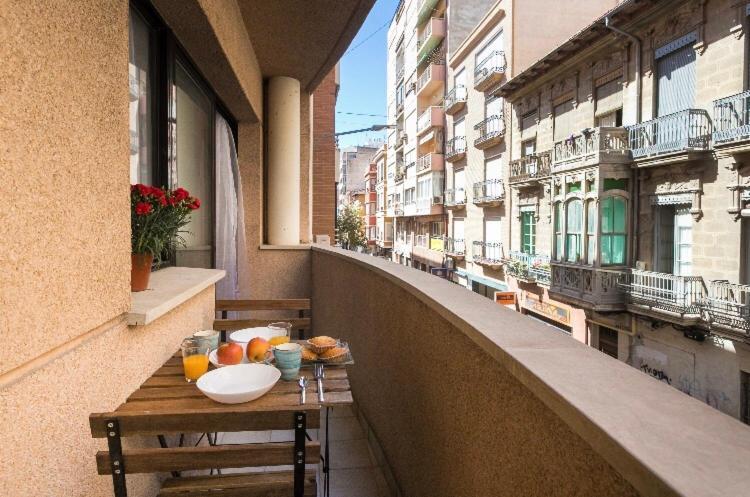 Cosy Friendly Centre Alicante Apartamento Exterior foto